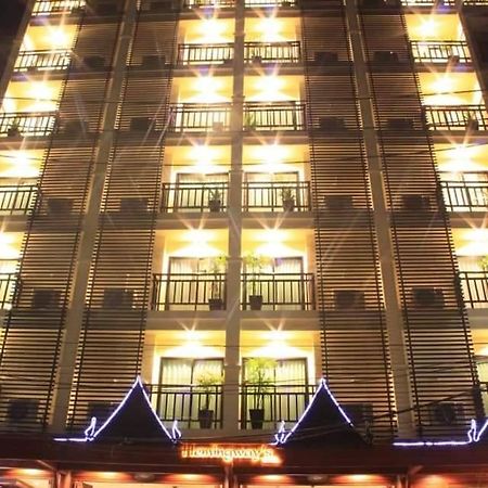 Patong Hemingways Hotel Exterior photo